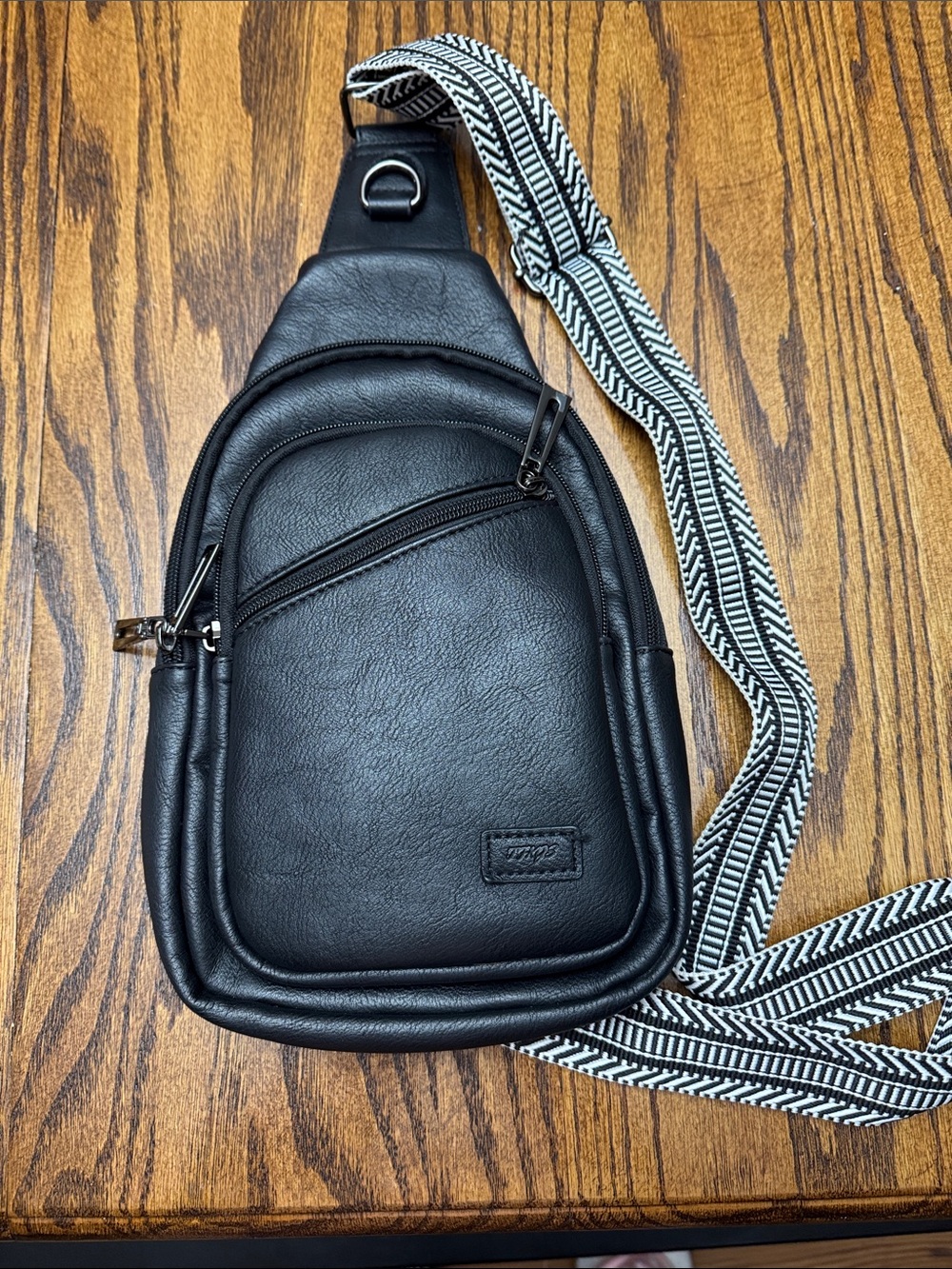 YIPI  black faux, leather sling bag, Crossbody geometric strap